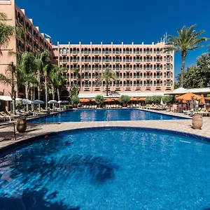 El Andalous Lounge & Отель